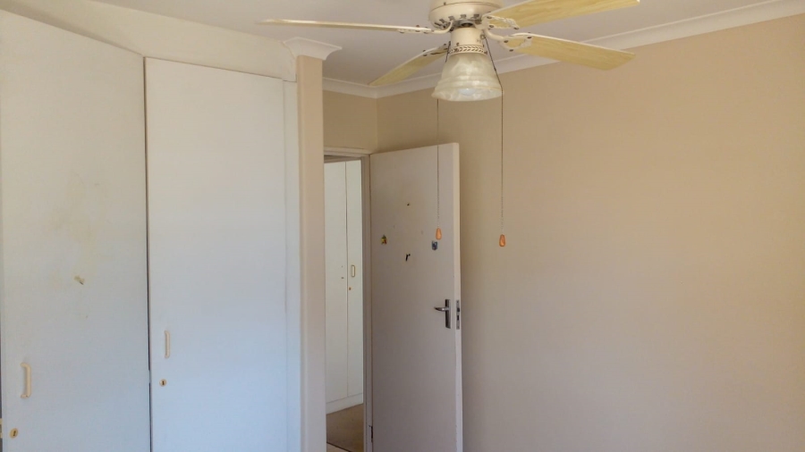 To Let 3 Bedroom Property for Rent in Pinelands Western Cape